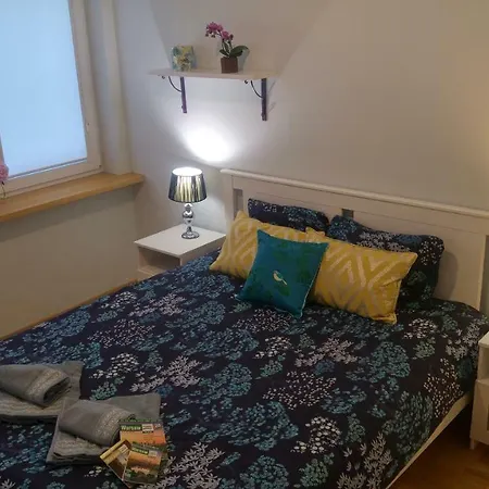 Rent0nline Hoza Center Metro Varsovia