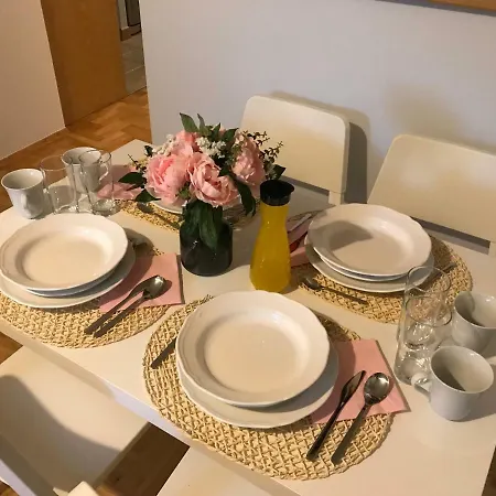 Rent0nline Hoza Center Metro *