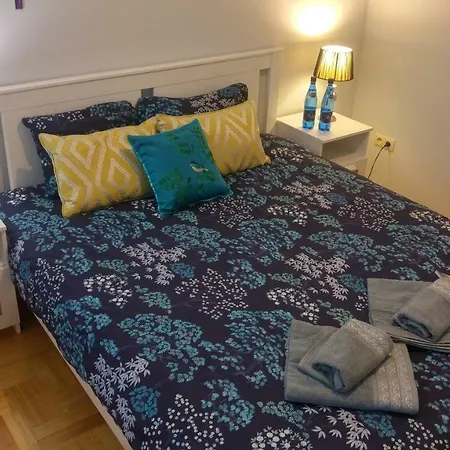 Rent0nline Hoza Center Metro * Varšava