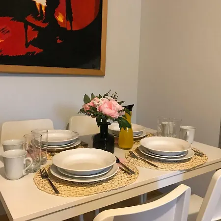 Rent0nline Hoza Center Metro * Varšava