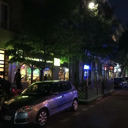 Rent0nline Hoza Center Metro * Varšava