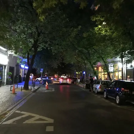 Rent0nline Hoza Center Metro Apartmán *